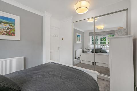 3 bedroom terraced house for sale, Rectory Close, Shepperton, Surrey, TW17