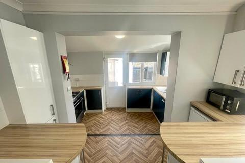 5 bedroom terraced house to rent, Chaddlewood Avenue, Plymouth PL4