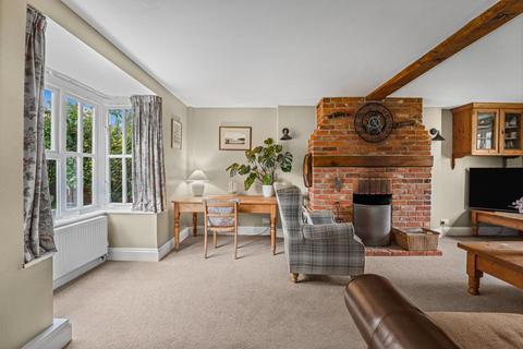 4 bedroom detached house for sale, Woolstone SN7