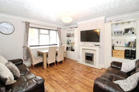 2 bedroom maisonette to rent, Claremont Road, Hornchurch, Essex, RM11