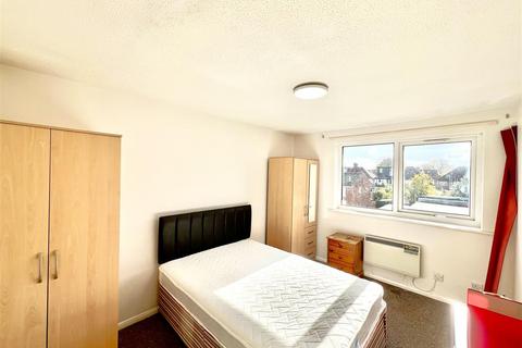 undefined, Old Park Mews, Heston TW5