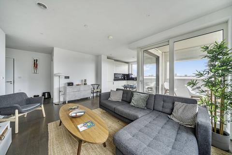 2 bedroom flat to rent, Walworth Road, Elephant and Castle, London, SE17