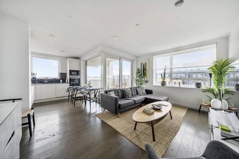 2 bedroom flat to rent, Walworth Road, Elephant and Castle, London, SE17