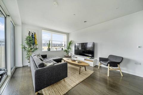 2 bedroom flat to rent, Walworth Road, Elephant and Castle, London, SE17