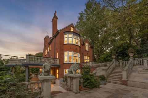 Heysham Lane, Hampstead, London, NW3