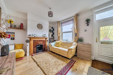 3 bedroom terraced house for sale, Tennyson Street, Town Centre, Swindon, SN1