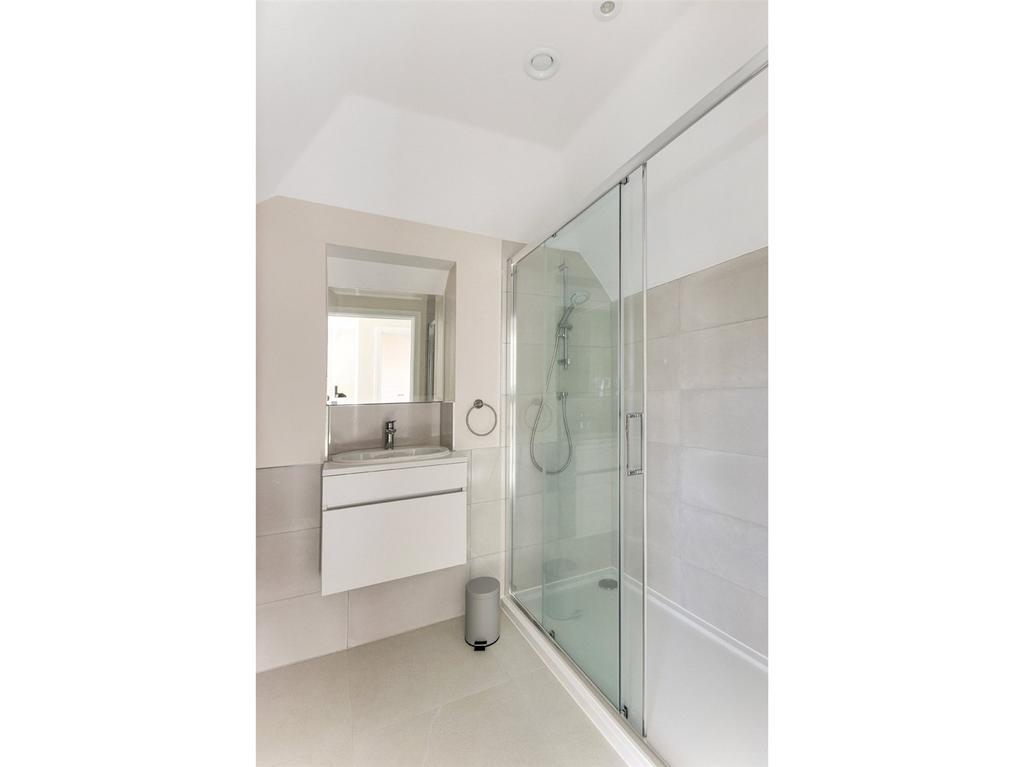 En Suite Shower Room
