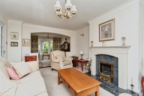 3 bedroom semi-detached house for sale, Park View, West Yorkshire WF10