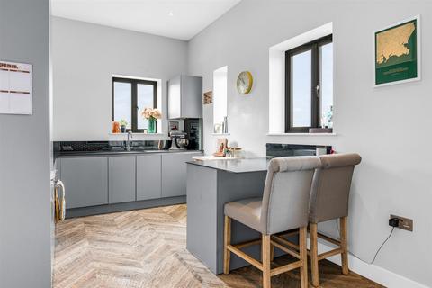 1 bedroom apartment for sale, Green Close, Brookmans Park