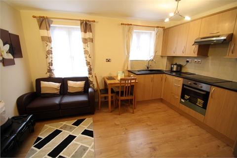 2 bedroom maisonette for sale, Bowyer Close, Beckton, E6