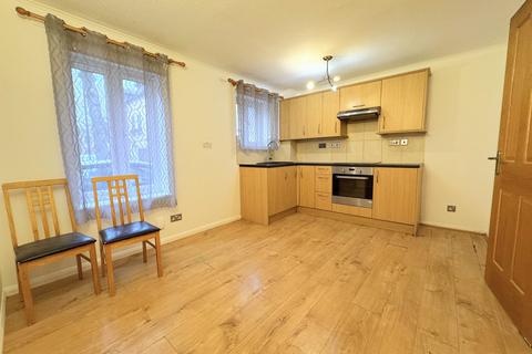 2 bedroom maisonette for sale, Bowyer Close, Beckton, E6