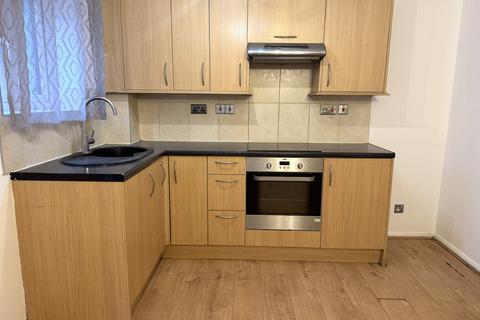 2 bedroom maisonette for sale, Bowyer Close, Beckton, E6