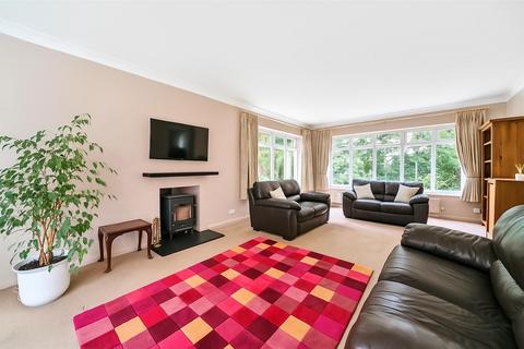 5 bedroom detached house for sale, Walkers Ridge, Surrey GU15