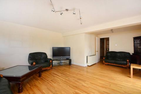 2 bedroom flat to rent, Admiral Place, Rotherhithe, London, SE16