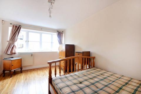 2 bedroom flat to rent, Admiral Place, Rotherhithe, London, SE16