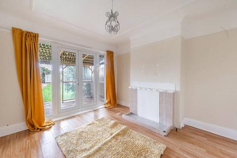 3 bedroom semi-detached house for sale, Bellamy Drive, Stanmore, HA7