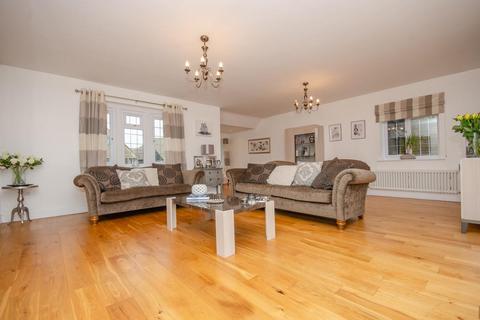 5 bedroom detached house for sale, Riverwood Road, Frenchay, Bristol, BS16 1NX