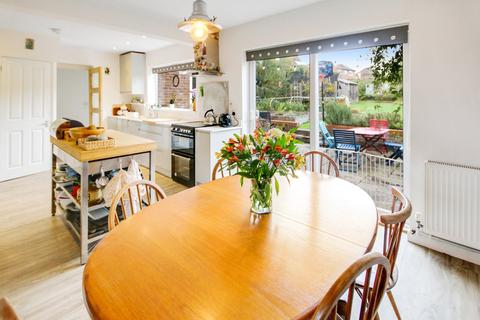 undefined, Fairlawn Drive, East Grinstead, RH19