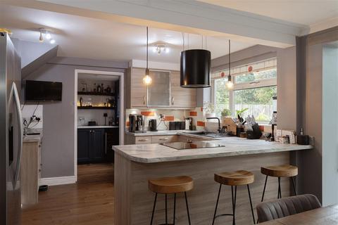 undefined, Chapel Road, Charlwood, Horley