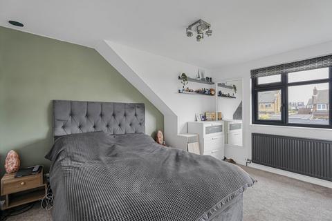 113 Cuffley Hill, Goffs Oak, Waltham Cross, EN7 5HB