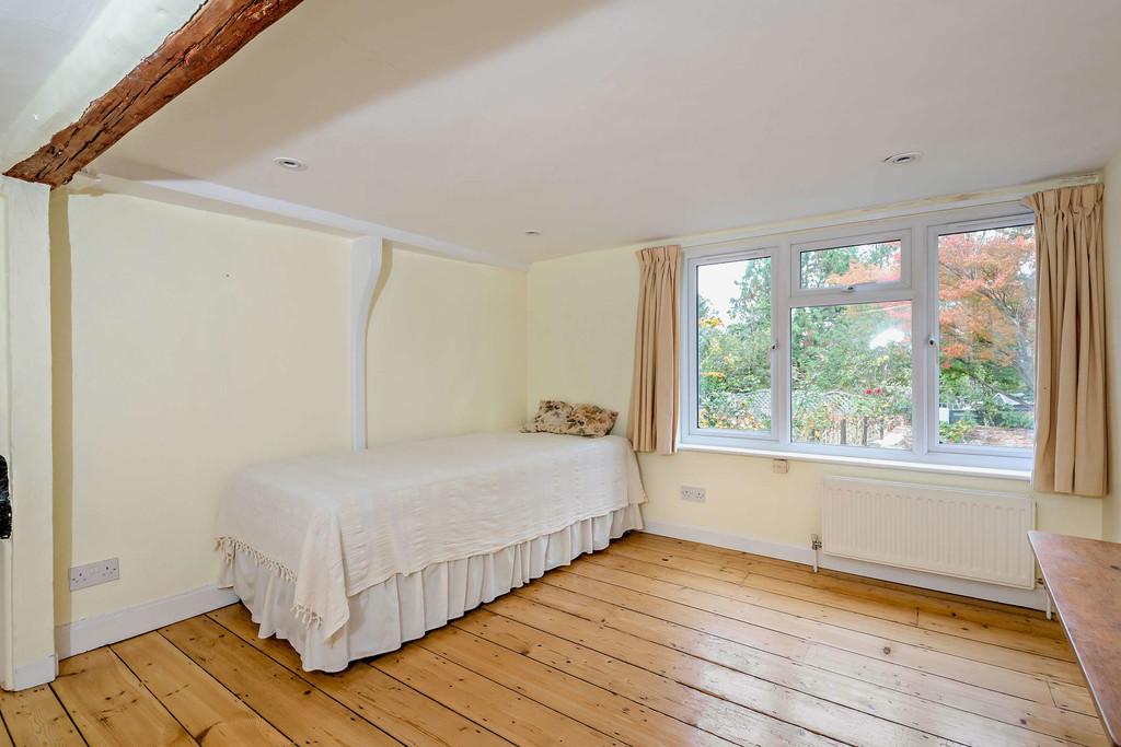 8667143-interior05-800