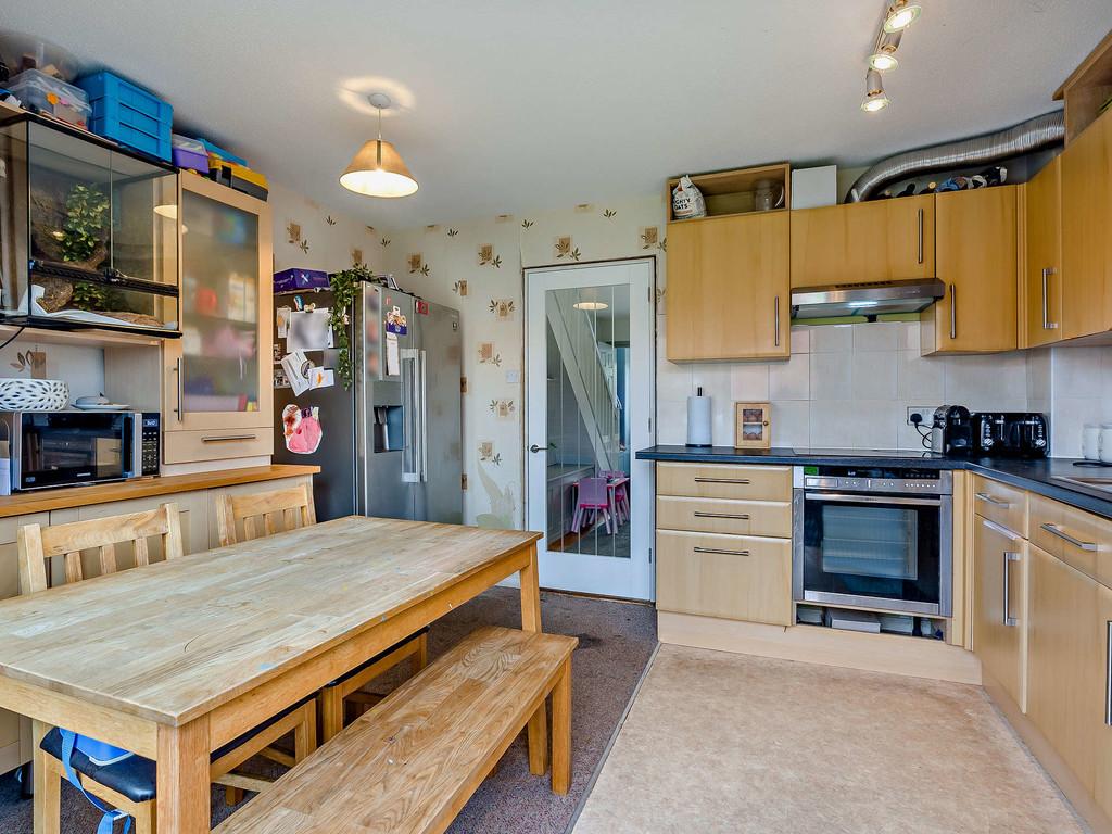 8667826-interior12-800