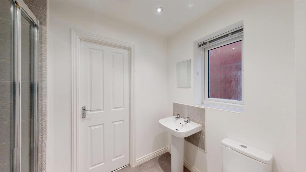 Dove Close 3, En-Suite (Bedroom One) (1).jpg