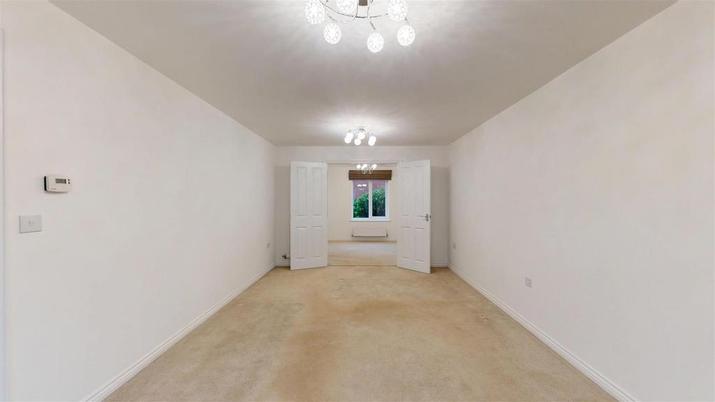 Dove Close 3,  Living &amp; Dning Room.jpg