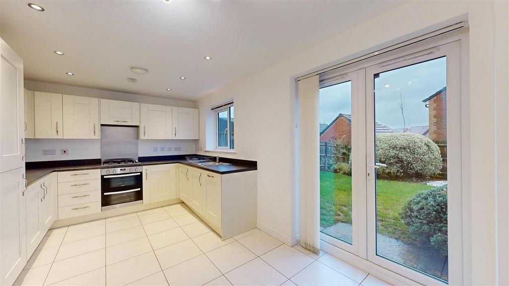 Dove Close 3,  Kitchen (1).jpg