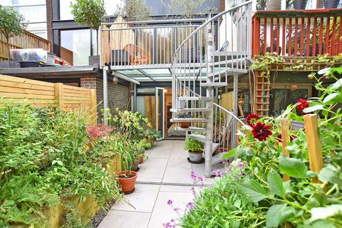 undefined, Harcourt Drive, Harrogate, HG1