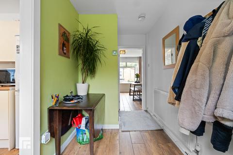 undefined, Rhiwddar flats, Bryn Coch, Taffs Well