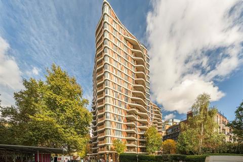 undefined, Triptych Place, London SE1