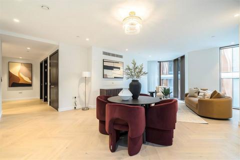 undefined, Triptych Place, London SE1