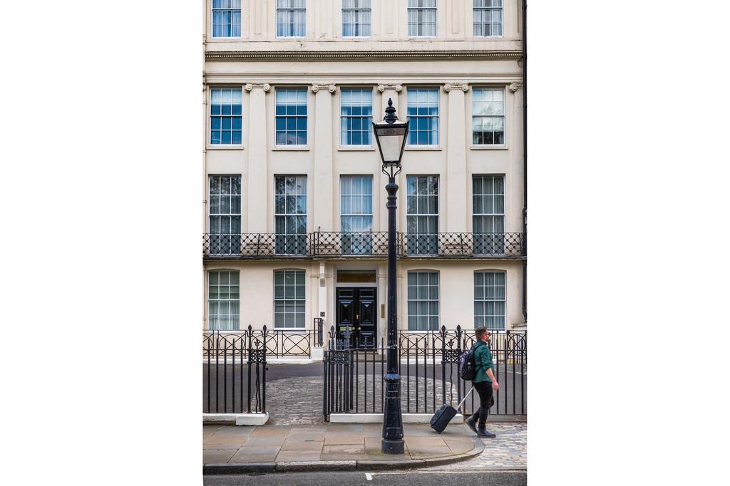 Lincolns Inn Fields 29b