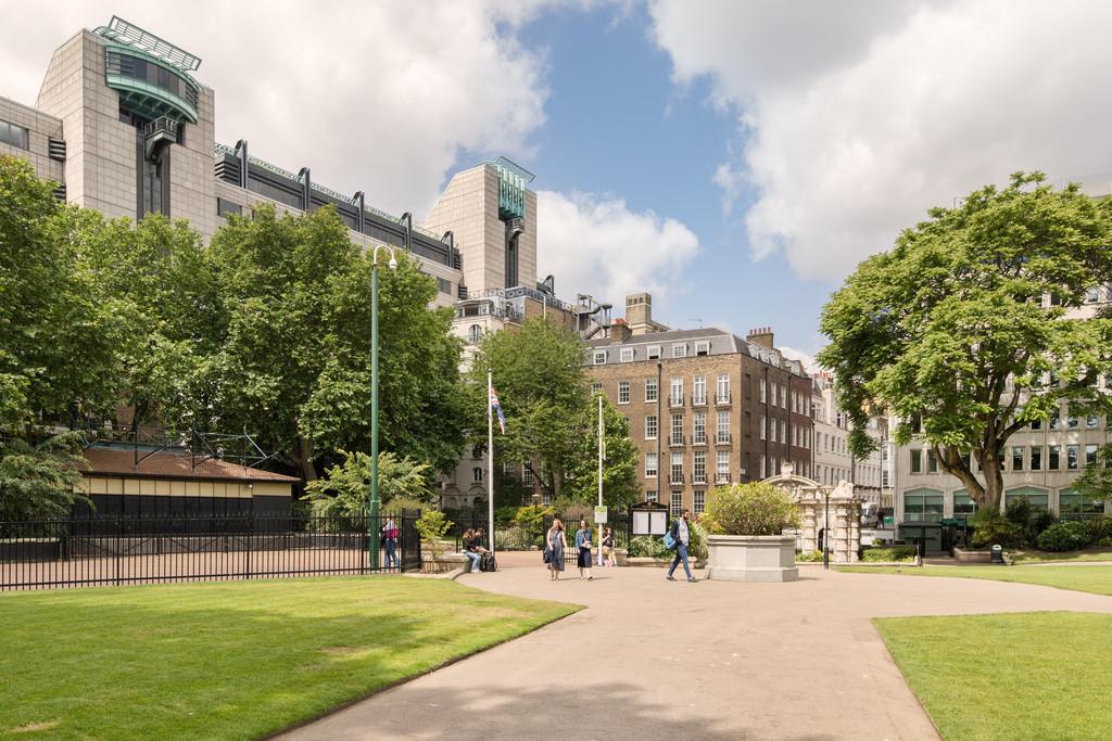 Embankment Gardens
