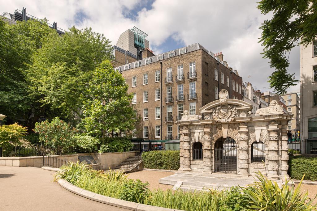 Embankment Gardens 4