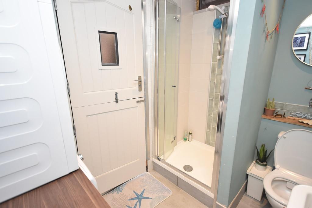 Outbuilding-Utility/Shower Room