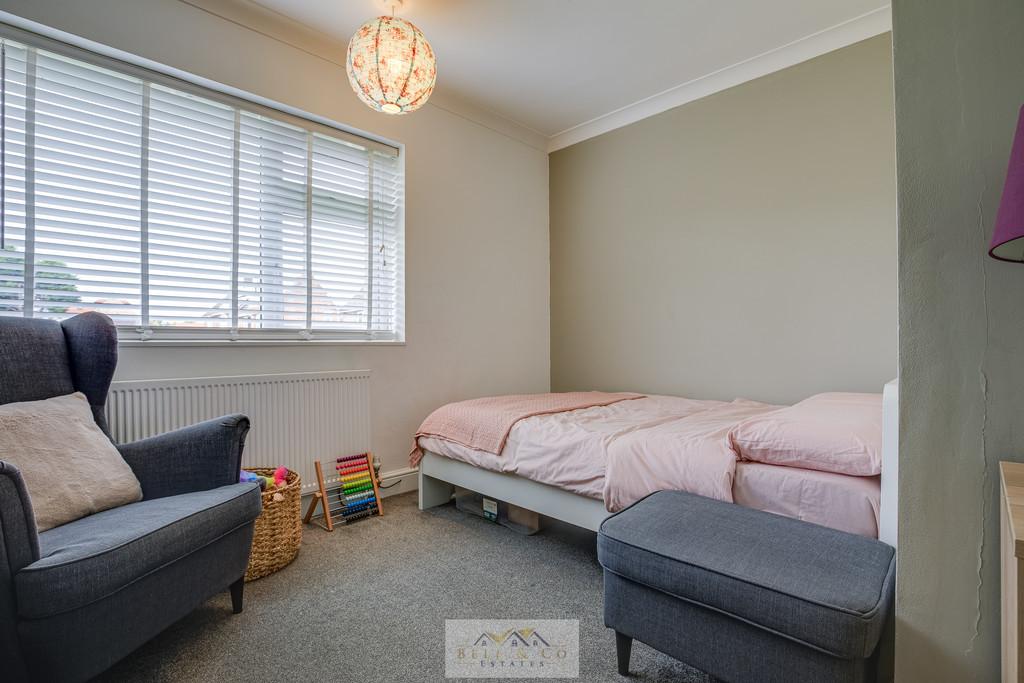 Bedroom 2.1