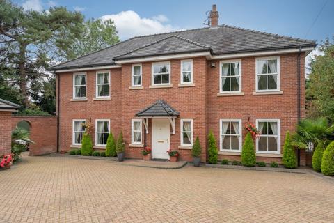 5 bedroom detached house for sale, Hellesdon, Norwich