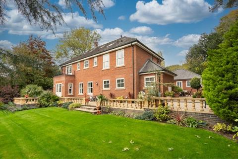 5 bedroom detached house for sale, Hellesdon, Norwich
