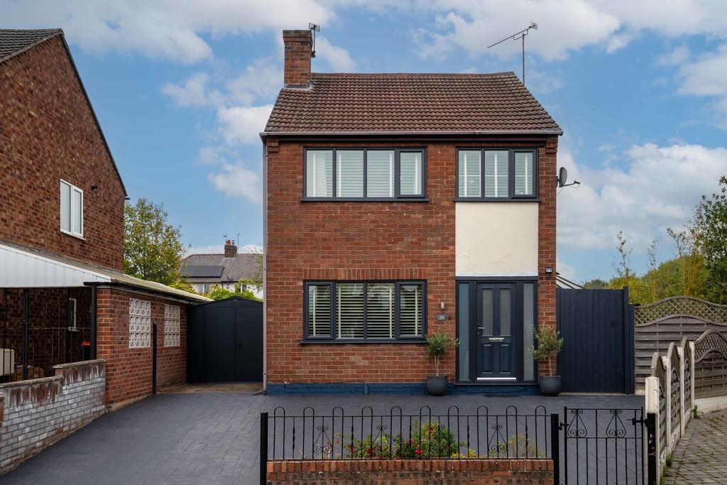 23 Chestnut Close, Hoole, CH2 3 EJ2