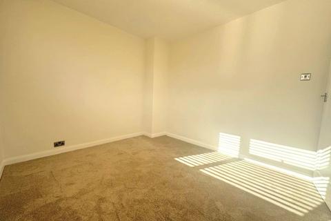 2 bedroom maisonette to rent, Elmgrove Road, Harrow