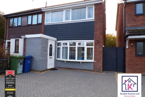 3 bedroom semi-detached house to rent, Laurel Drive, Cannock WS12