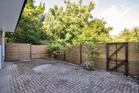 3 bedroom apartment for sale, White Lodge, Tunbridge Wells TN1