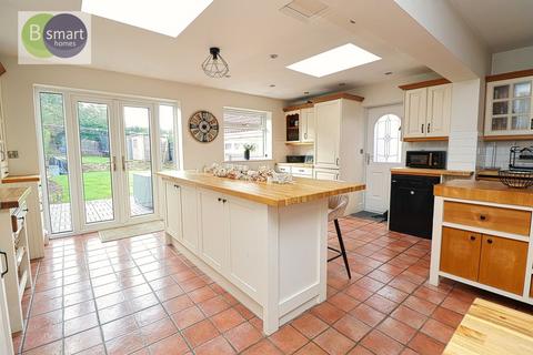4 bedroom semi-detached house for sale, Wath Wood Road, Rotherham S63