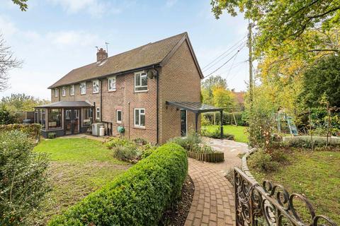 3 bedroom cottage for sale, Honeycritch Lane, Petersfield GU32