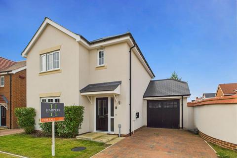 3 bedroom detached house for sale, Hedgehog Way, Haddenham