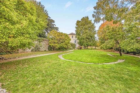5 bedroom detached house for sale, Friary Lane, Chichester PO19