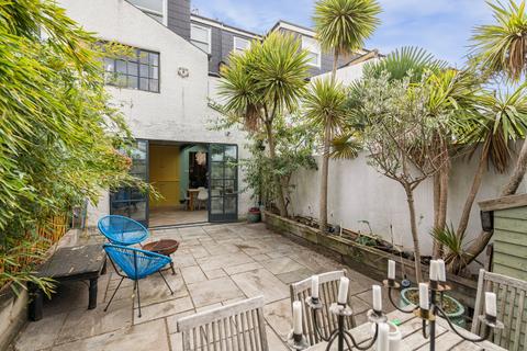 undefined, Cornwall Grove, Chiswick, London, W4