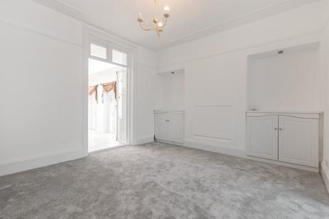 5 bedroom semi-detached house for sale, Doyle Road, St. Peter Port, Guernsey